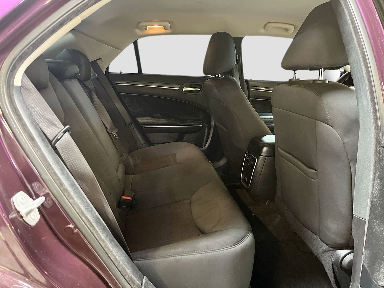 Used 2021 Chrysler 300 Touring w/ Sport Appearance Package image 25