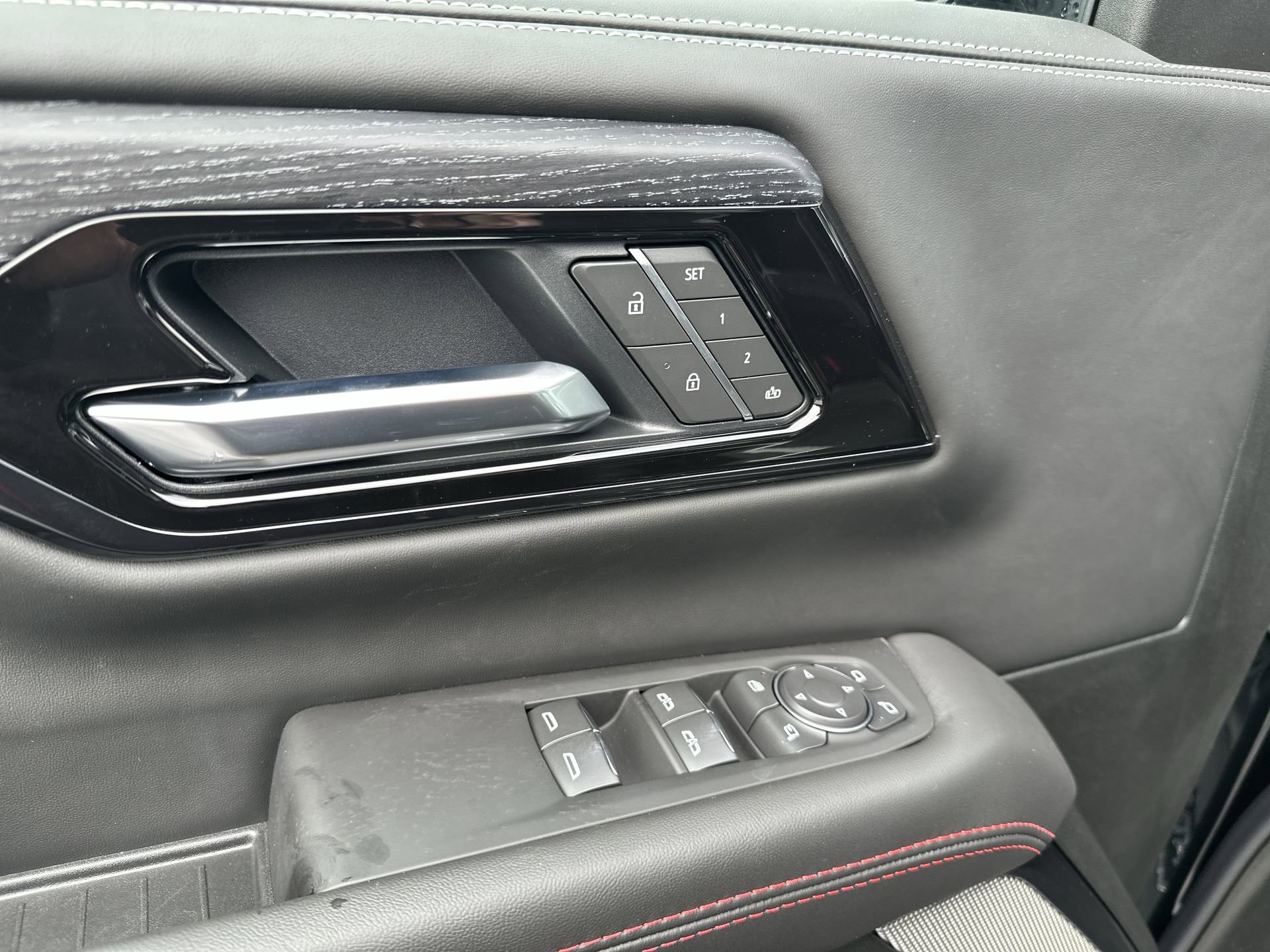 New 2026 GMC Yukon XL AT4 Ultimate image 13