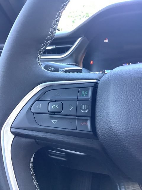 Used 2023 Jeep Grand Cherokee Altitude AWD/4WD image 30