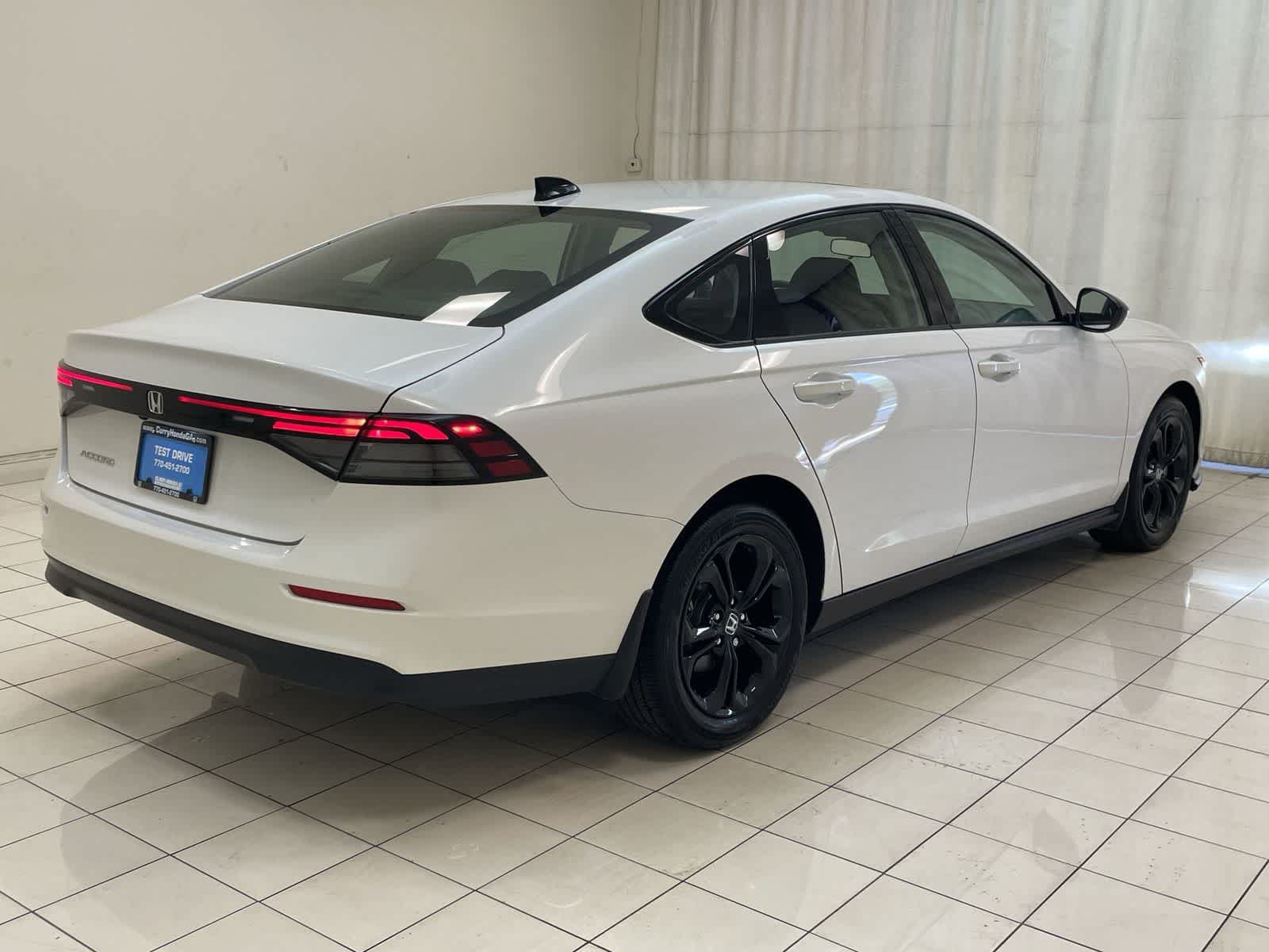 Certified 2025 Honda Accord SE image 27