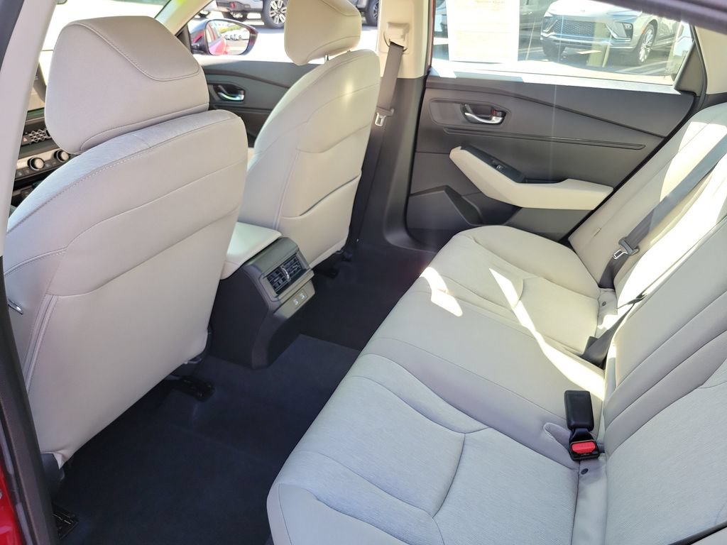 Used 2026 Honda Accord SE image 13