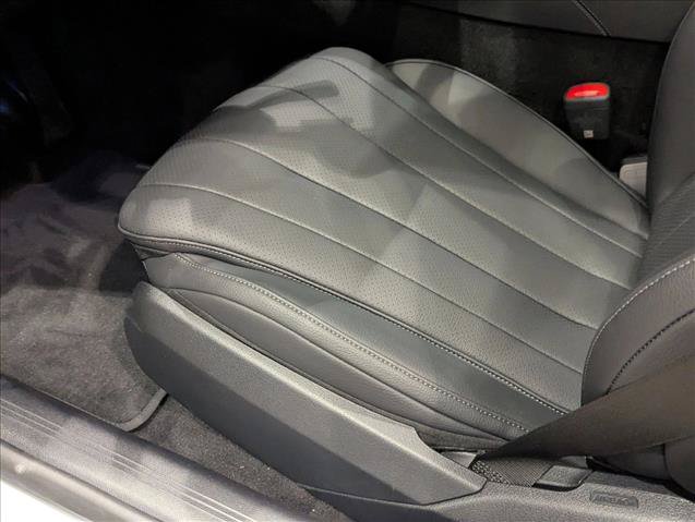 New 2025 Mercedes-Benz E 350 Sedan image 4