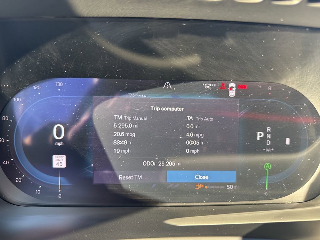 Used 2024 Volvo XC90 B5 Plus image 27