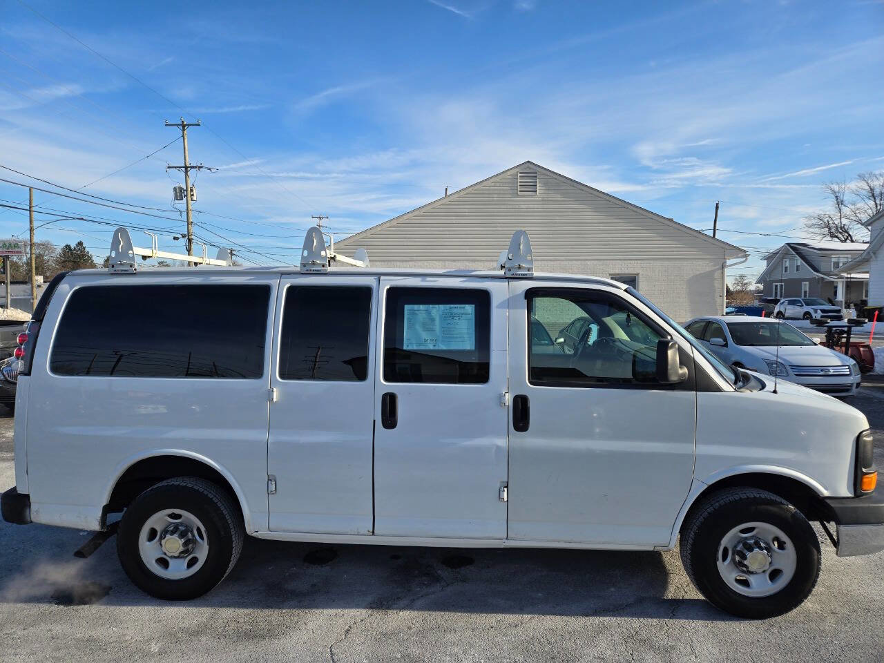Used 2003 Chevrolet Express 2500 image 5