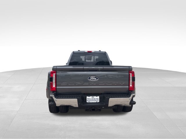 New 2027 Ford F350 Lariat w/ Chrome Package AWD/4WD image 5