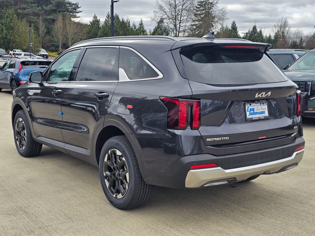 New 2026 Kia Sorento S image 7