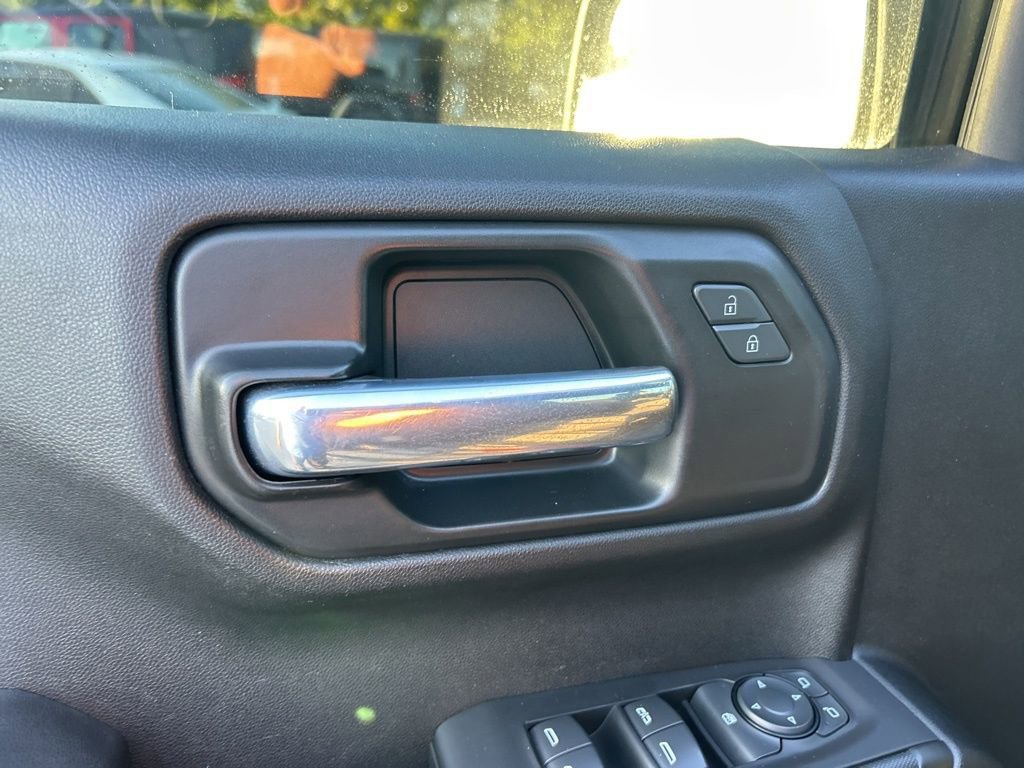 Used 2021 Chevrolet Silverado 1500 Custom RWD image 32
