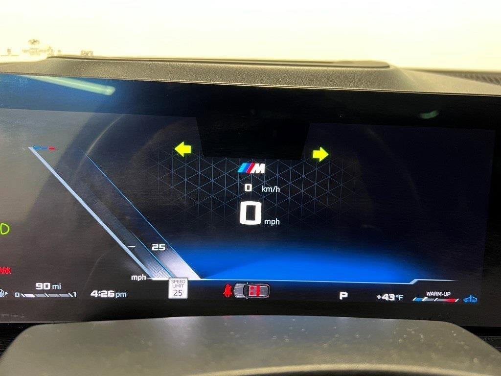 Used 2024 BMW X7 M60i w/ Executive Package image 38