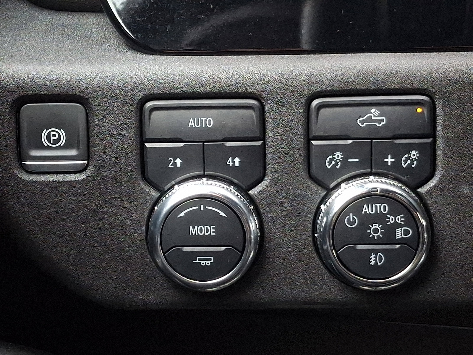 Used 2024 GMC Sierra 1500 Elevation image 28