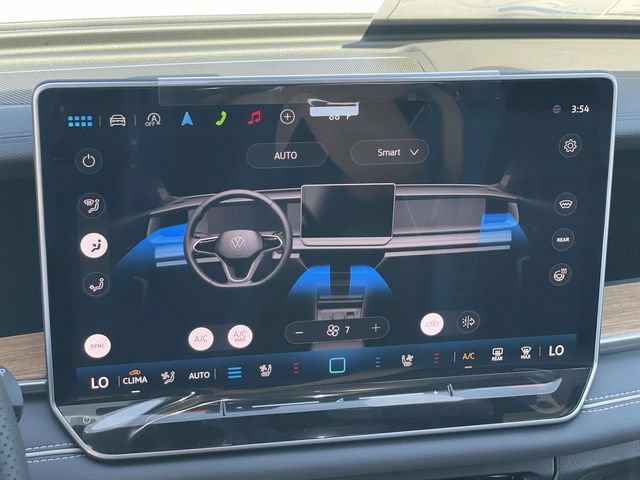 New 2026 Volkswagen Tiguan SEL R-Line AWD/4WD image 14
