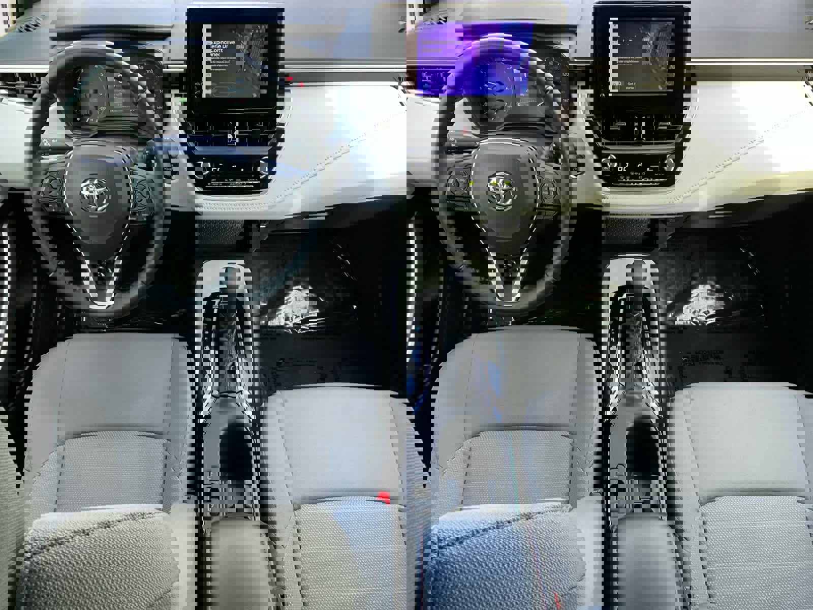 Used 2025 Toyota Corolla SE image 10