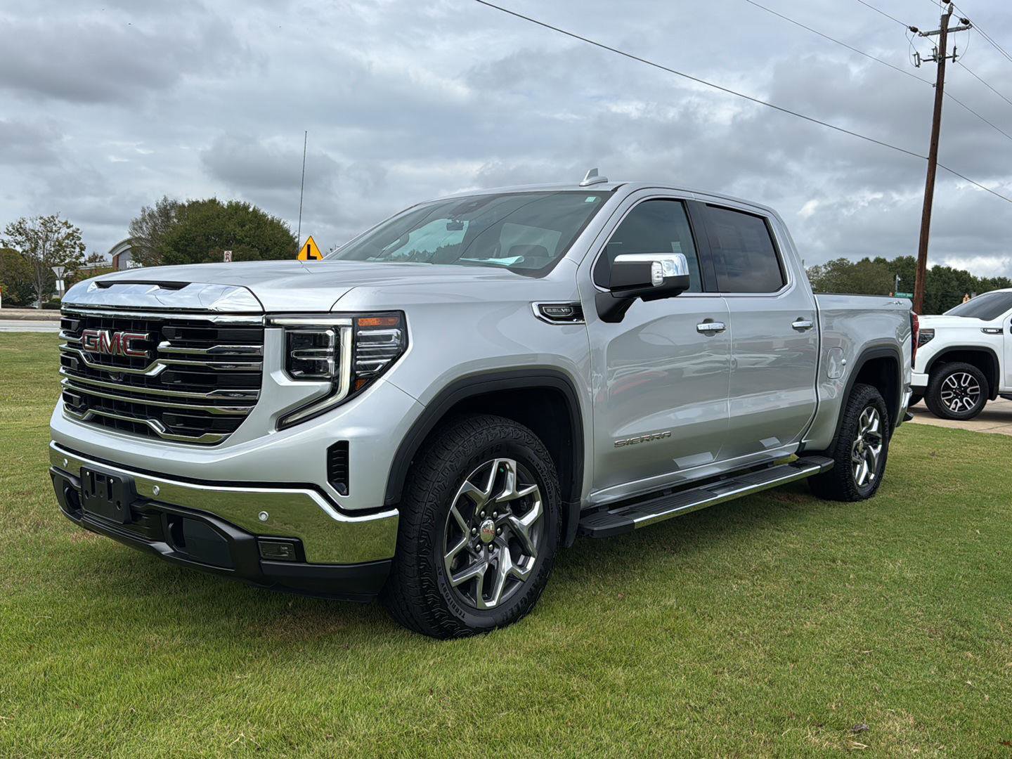 Used 2022 GMC Sierra 1500 SLT w/ SLT Premium Plus Package