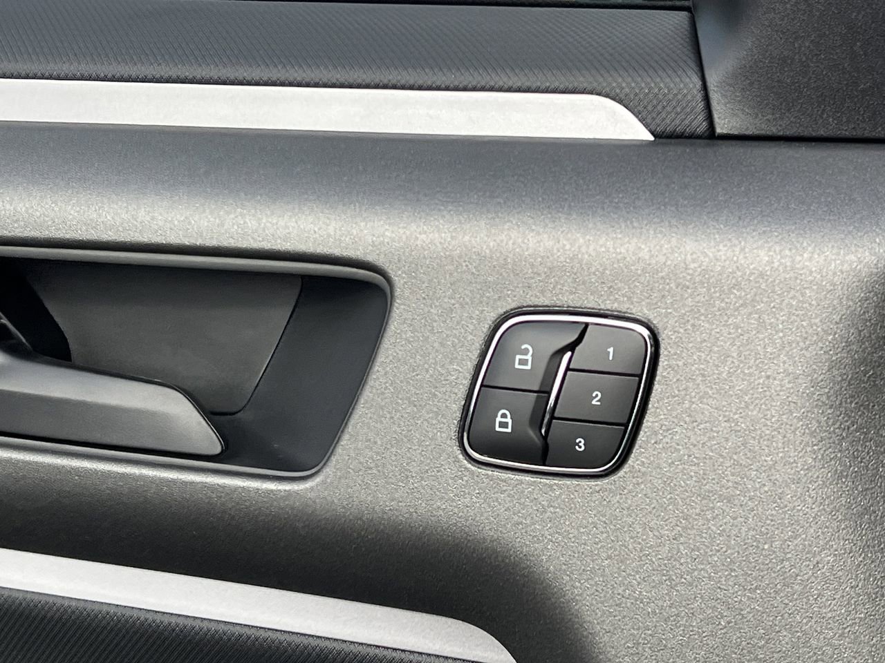 New 2025 Ford Bronco Sport Outer Banks w/ Sasquatch Outer Banks Package image 17