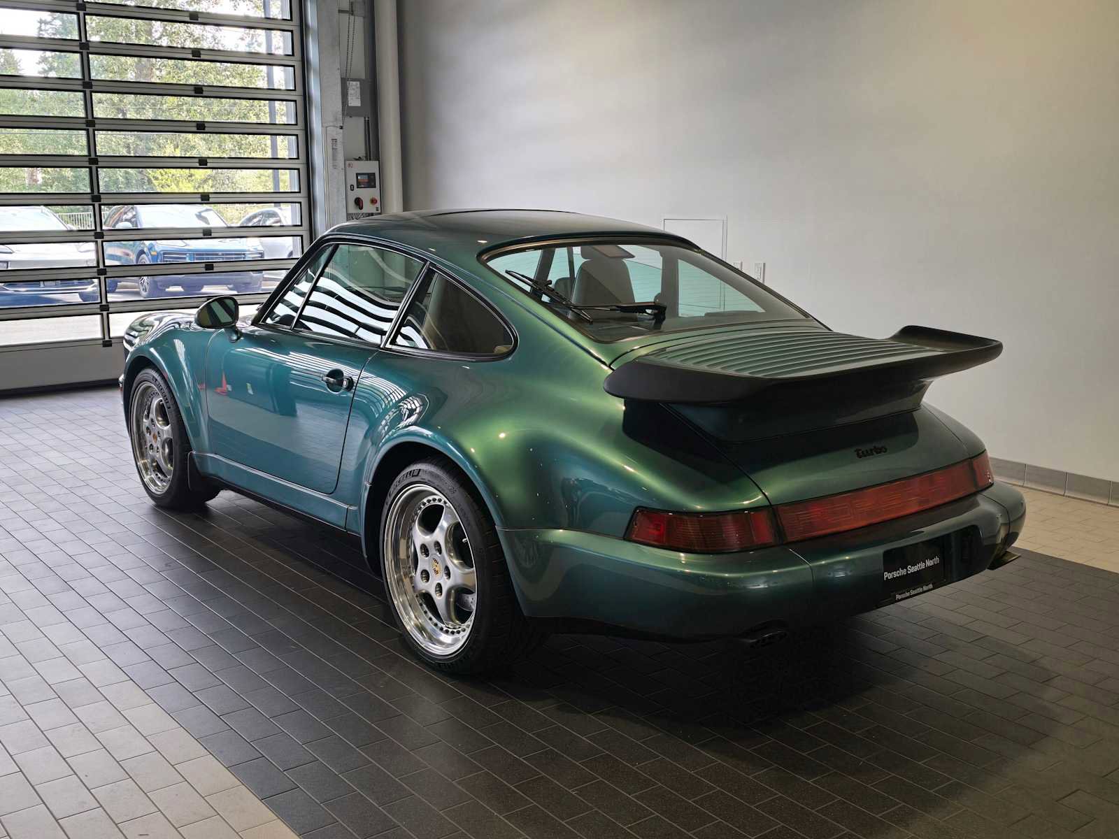 Used 1991 Porsche 911 Turbo image 3