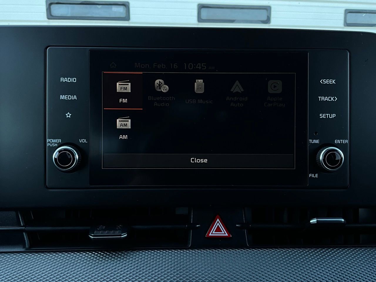 Used 2025 Kia Sportage LX image 28