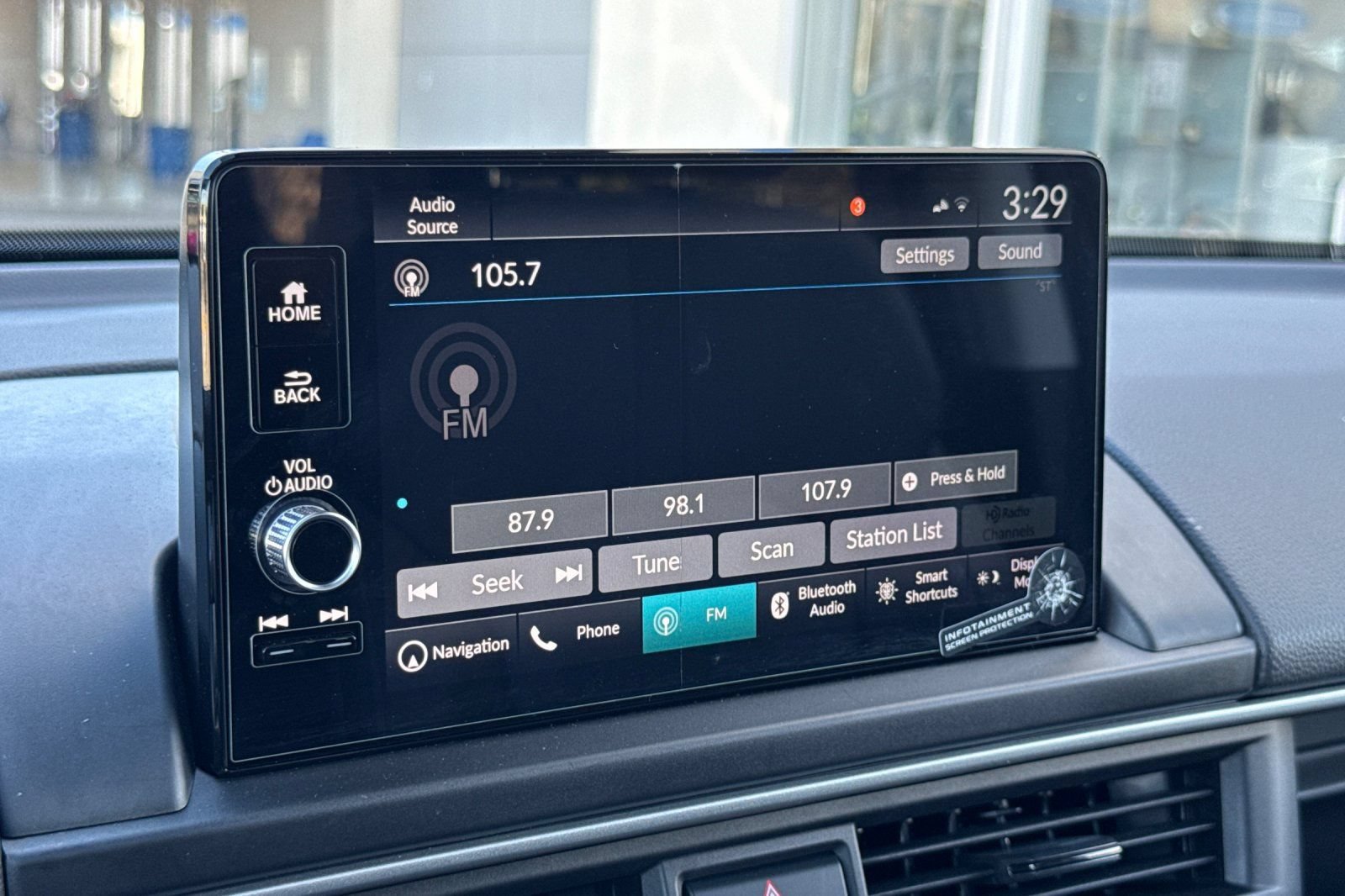 Used 2025 Honda Pilot Touring image 19