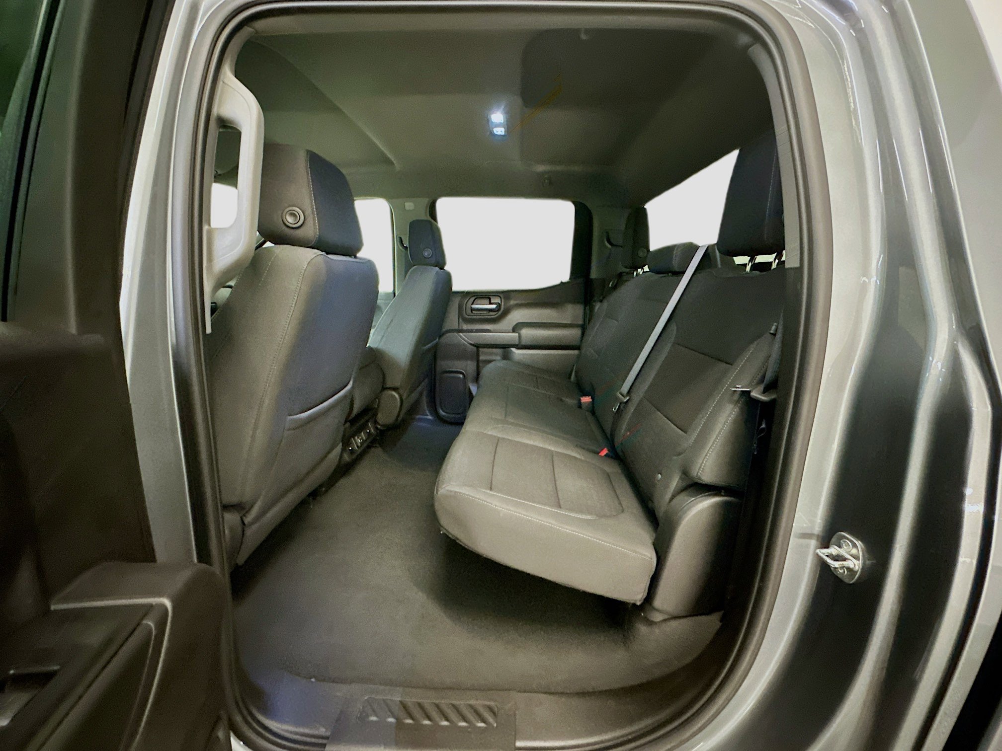 Used 2021 Chevrolet Silverado 1500 LT w/ Diesel Off-Road Package image 28