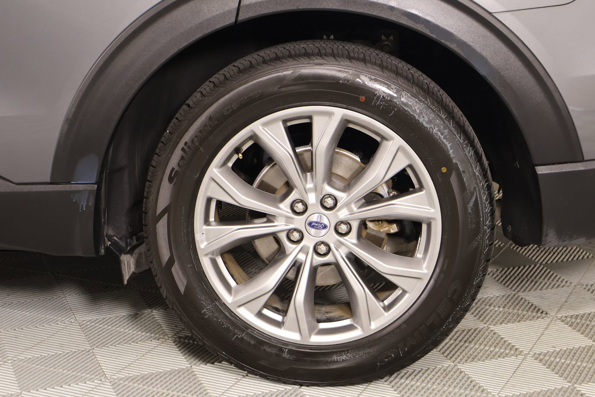 Used 2023 Ford Explorer Limited image 21