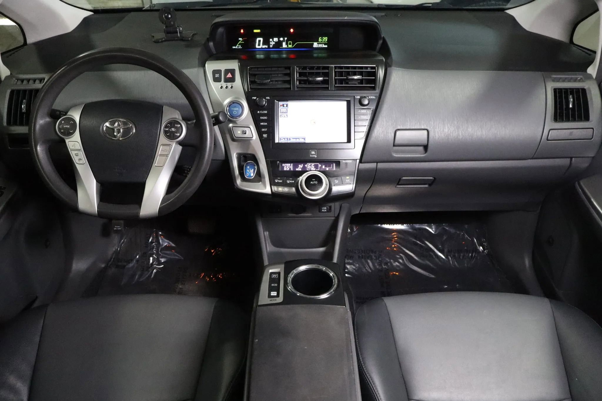 Used 2012 Toyota Prius V Five image 15