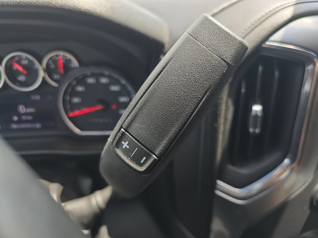 Used 2020 Chevrolet Silverado 1500 LT w/ All-Star Edition AWD/4WD image 18