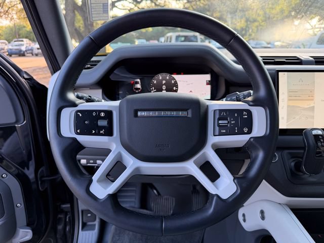 Used 2025 Land Rover Defender 110 S AWD/4WD image 9