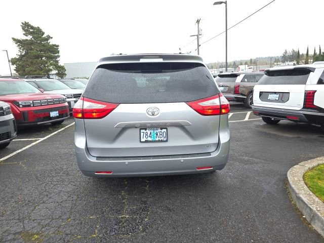 Used 2017 Toyota Sienna XLE w/ XLE Navigation Package image 6