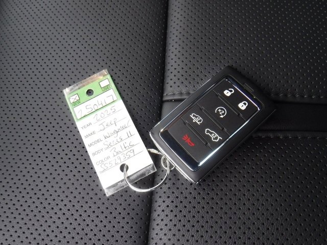 New 2025 Jeep Wagoneer Series II image 57