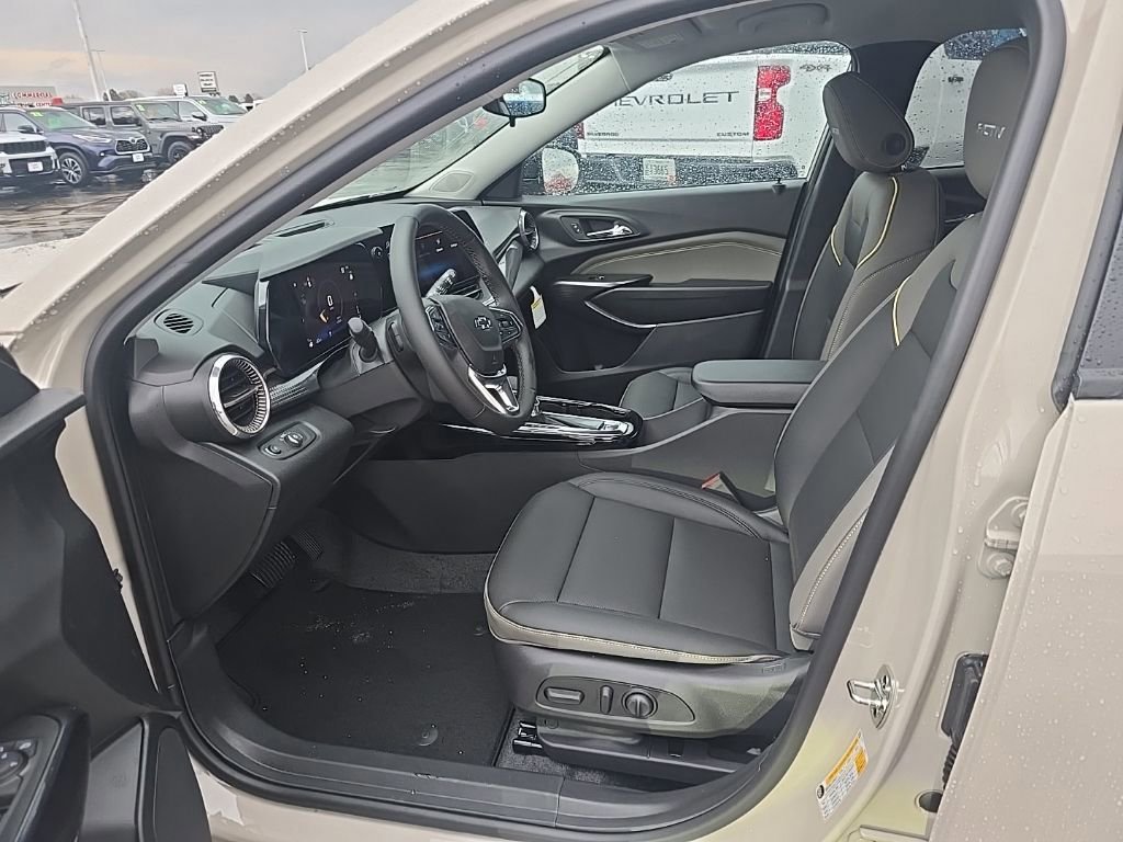 New 2026 Chevrolet Trax ACTIV w/ Driver Confidence Package FWD image 10