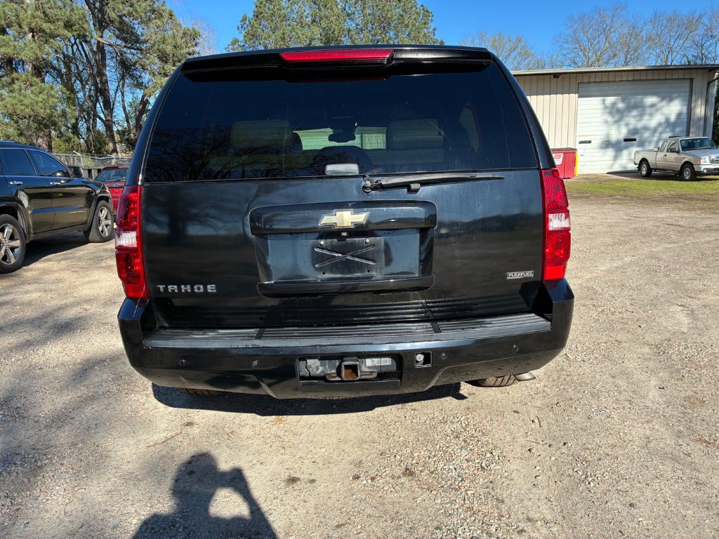 Used 2008 Chevrolet Tahoe LTZ w/ LTZ Preferred Equipment Group image 17