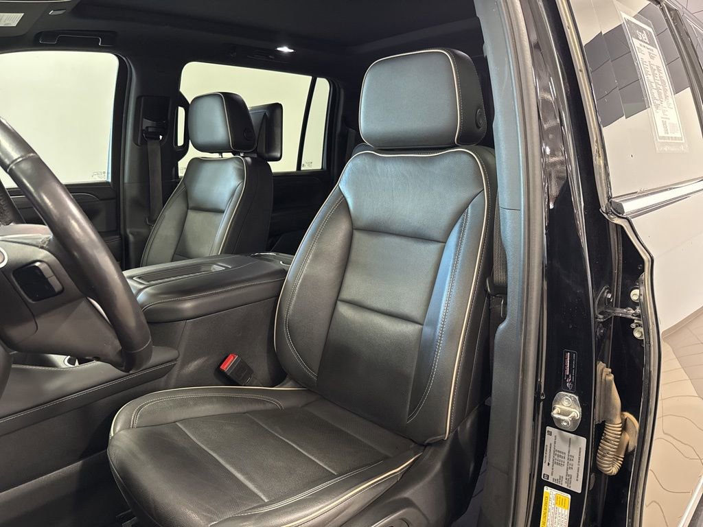 Used 2021 GMC Yukon XL SLT w/ SLT Premium Package AWD/4WD image 9