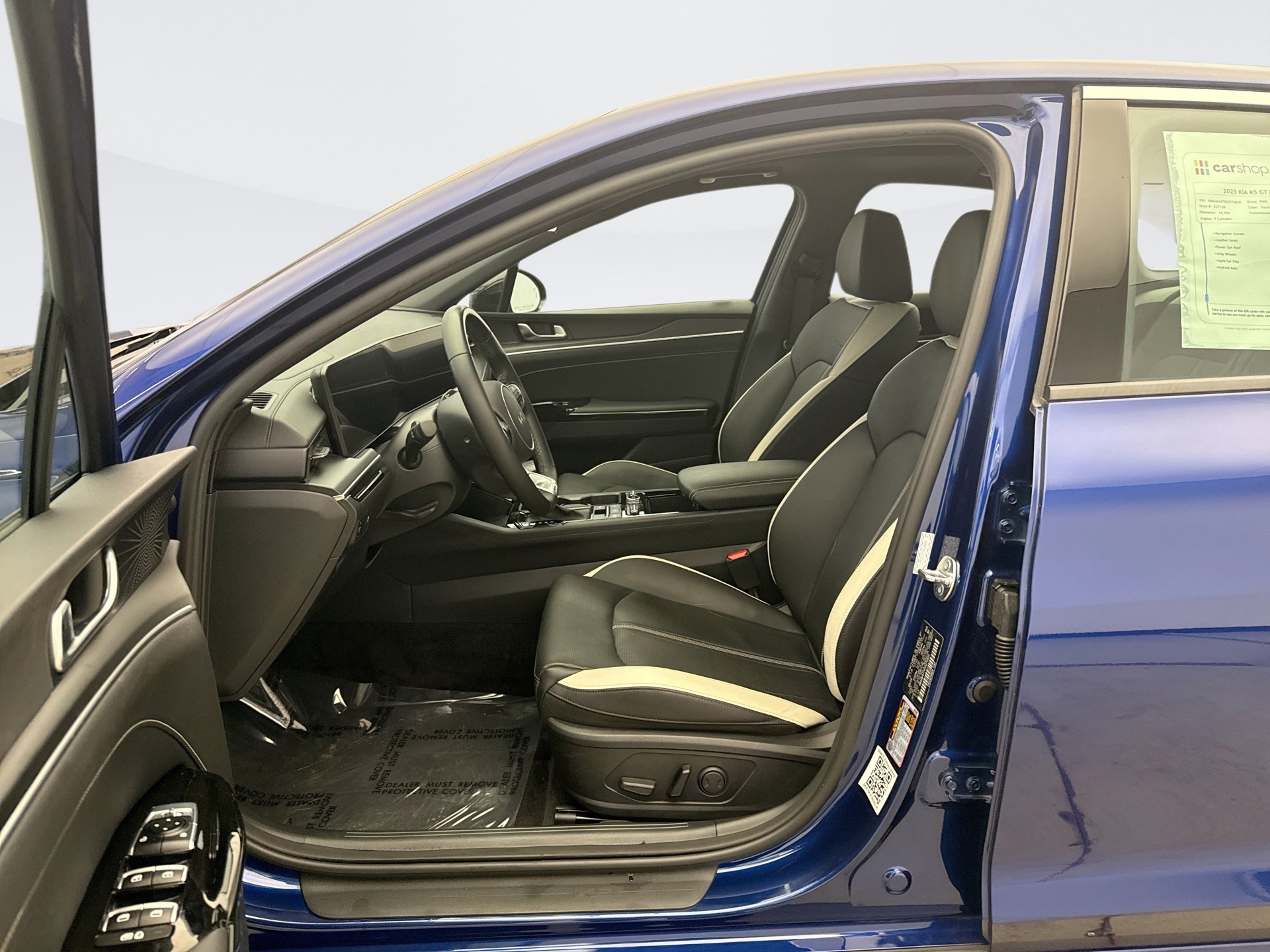 Used 2025 Kia K5 GT-Line w/ GT-Line Premium Package image 10