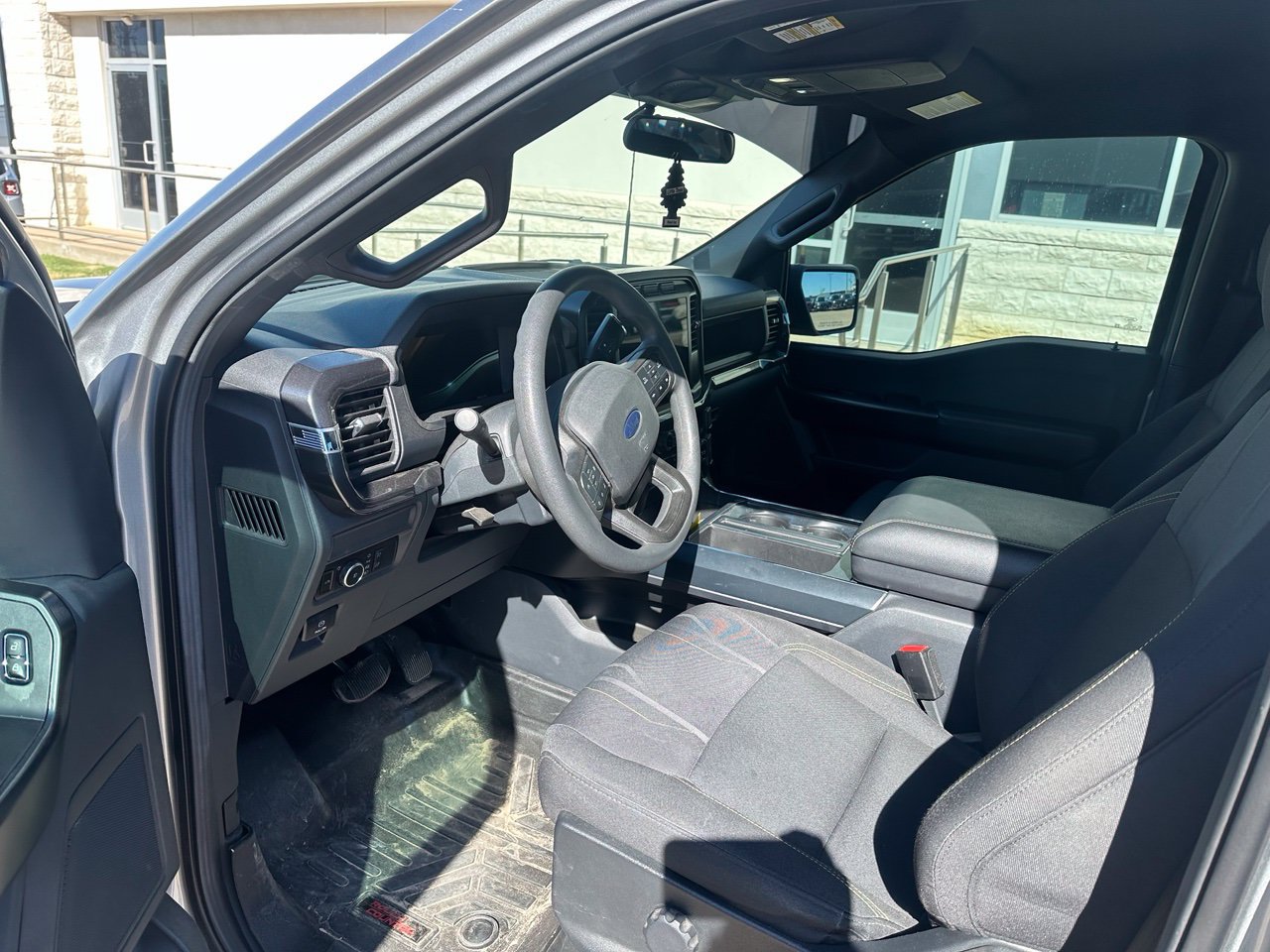 Used 2024 Ford F150 STX AWD/4WD image 4