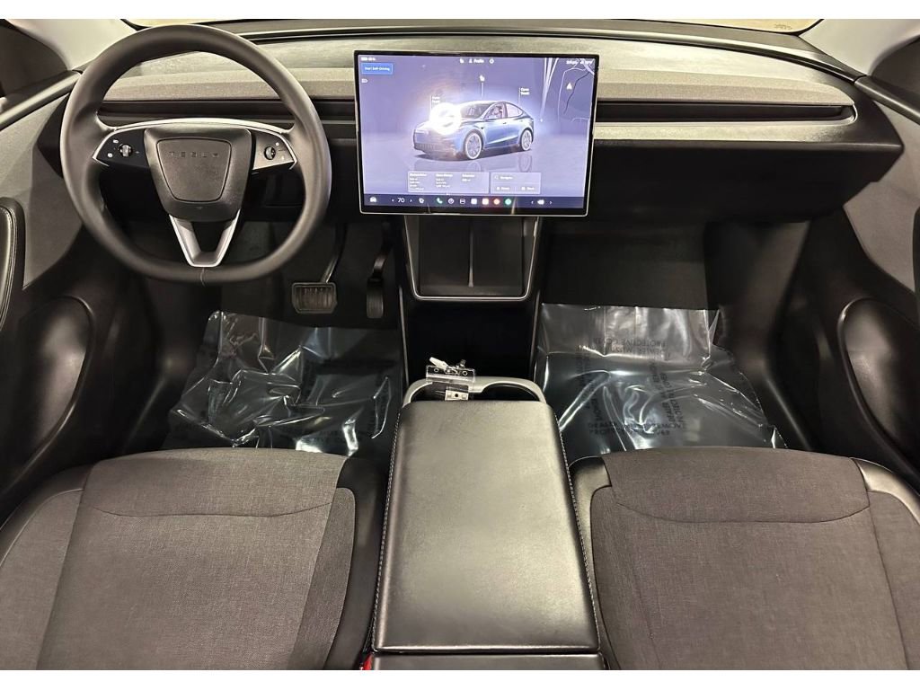 Used 2026 Tesla Model Y AWD image 23