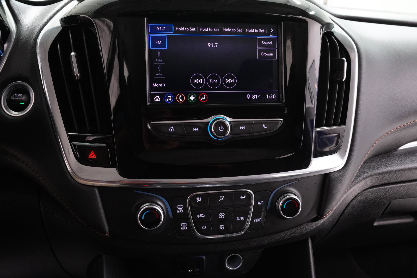 Used 2021 Chevrolet Traverse LS FWD image 25