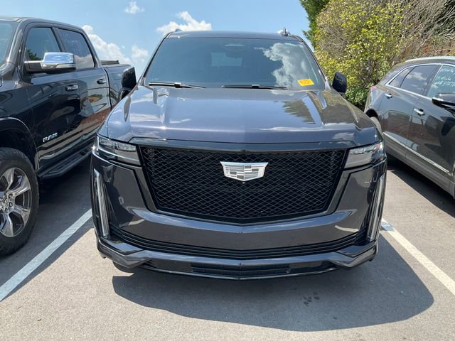 Used 2023 Cadillac Escalade Sport Platinum w/ LPO, ONYX Package AWD/4WD video 2
