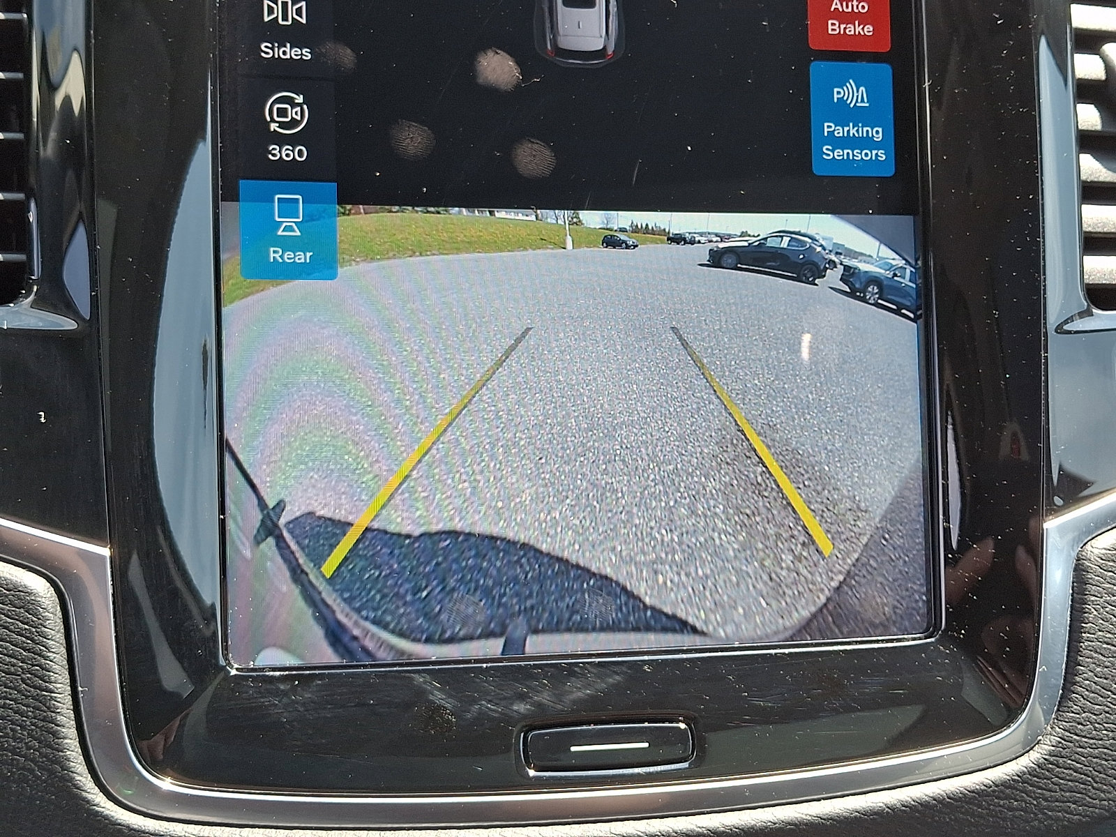 Certified 2023 Volvo XC90 B6 Plus w/ Protection Package Premier AWD/4WD image 19