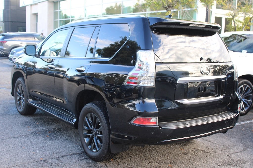 Used 2023 Lexus GX 460 Premium w/ Premium Package image 8