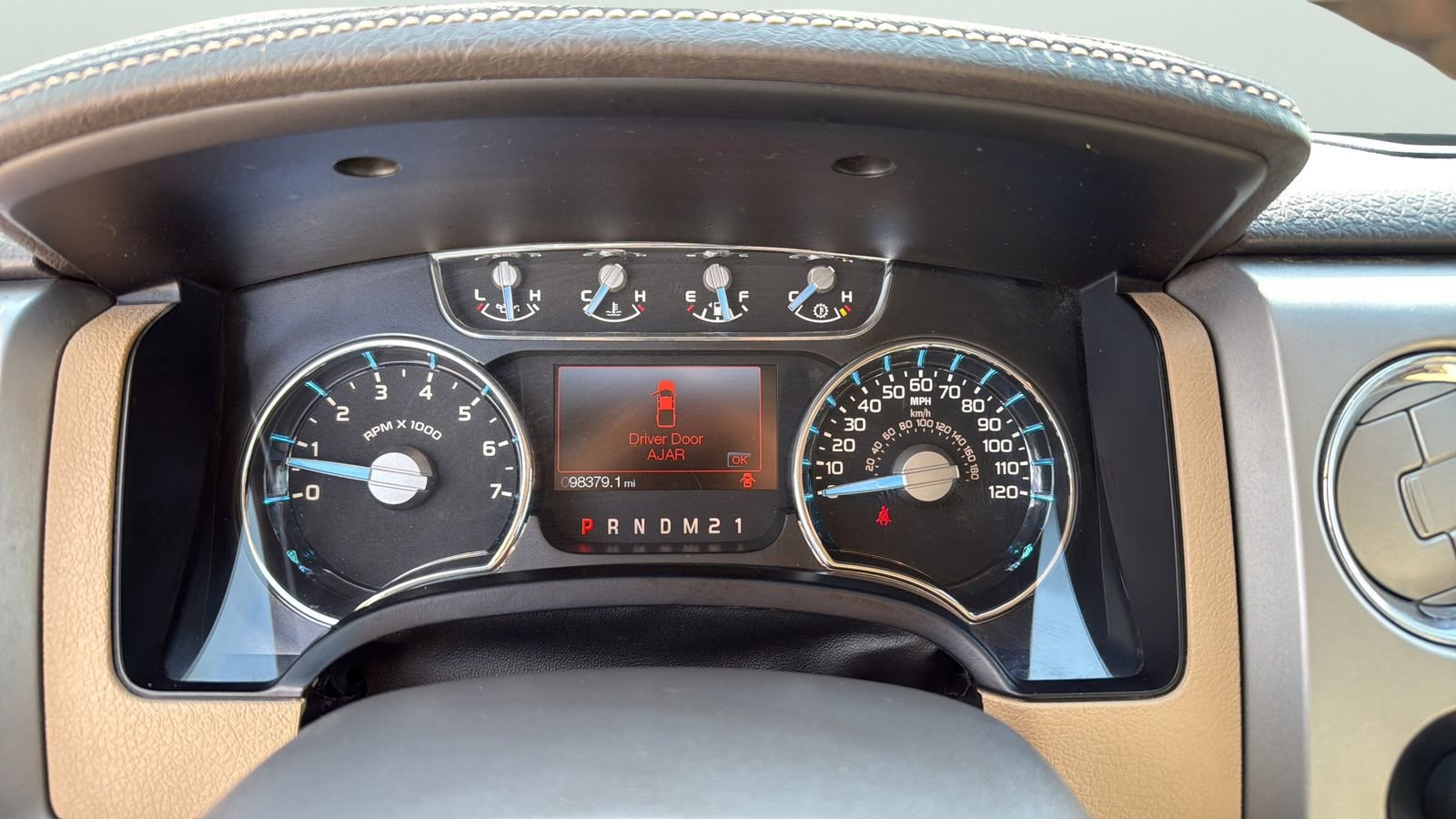 Used 2012 Ford F150 Lariat w/ Lariat Chrome Pkg RWD image 13