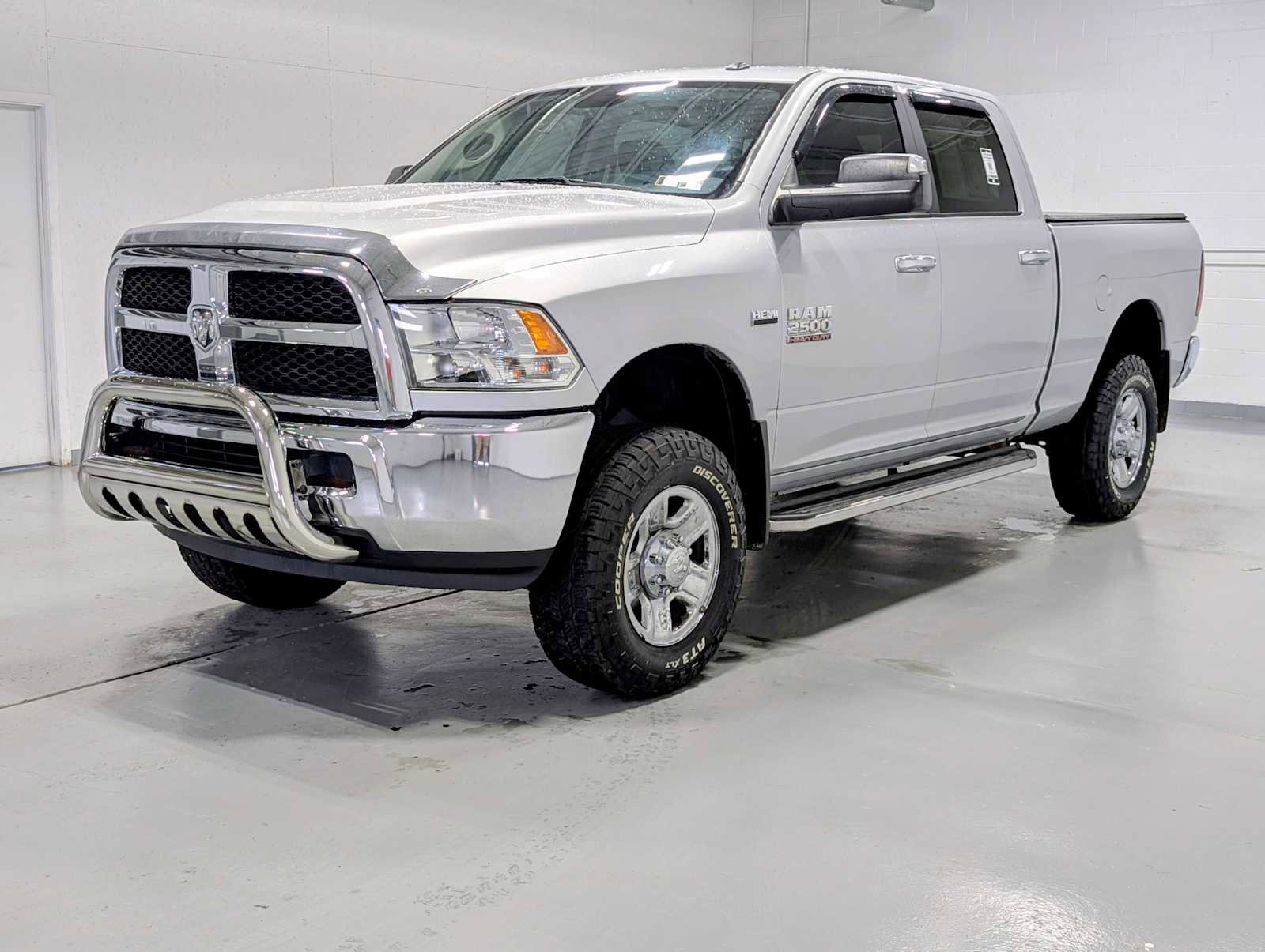 Used 2018 RAM 2500 SLT image 1