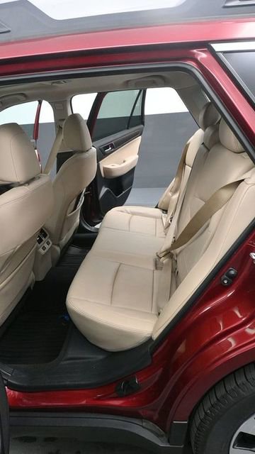 Used 2017 Subaru Outback 2.5i Limited AWD/4WD image 11