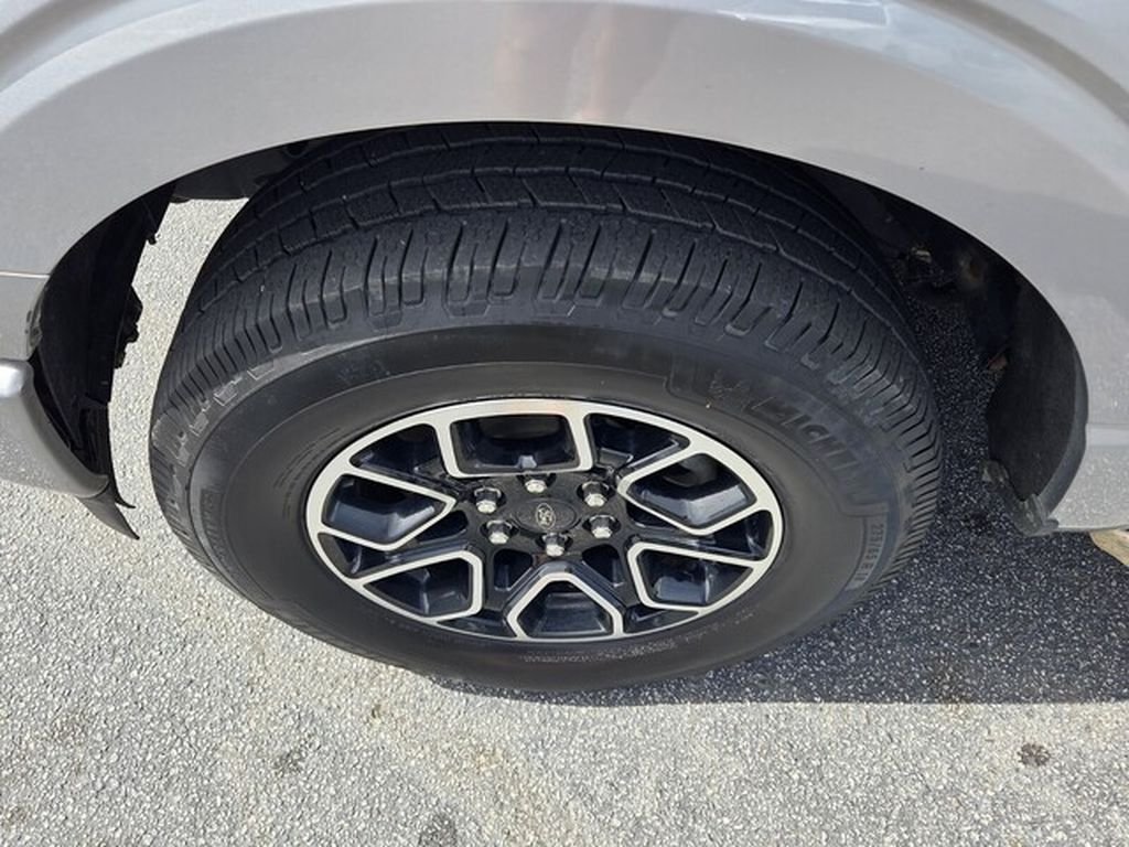 Used 2022 Ford F150 XLT w/ Equipment Group 302A High AWD/4WD image 18