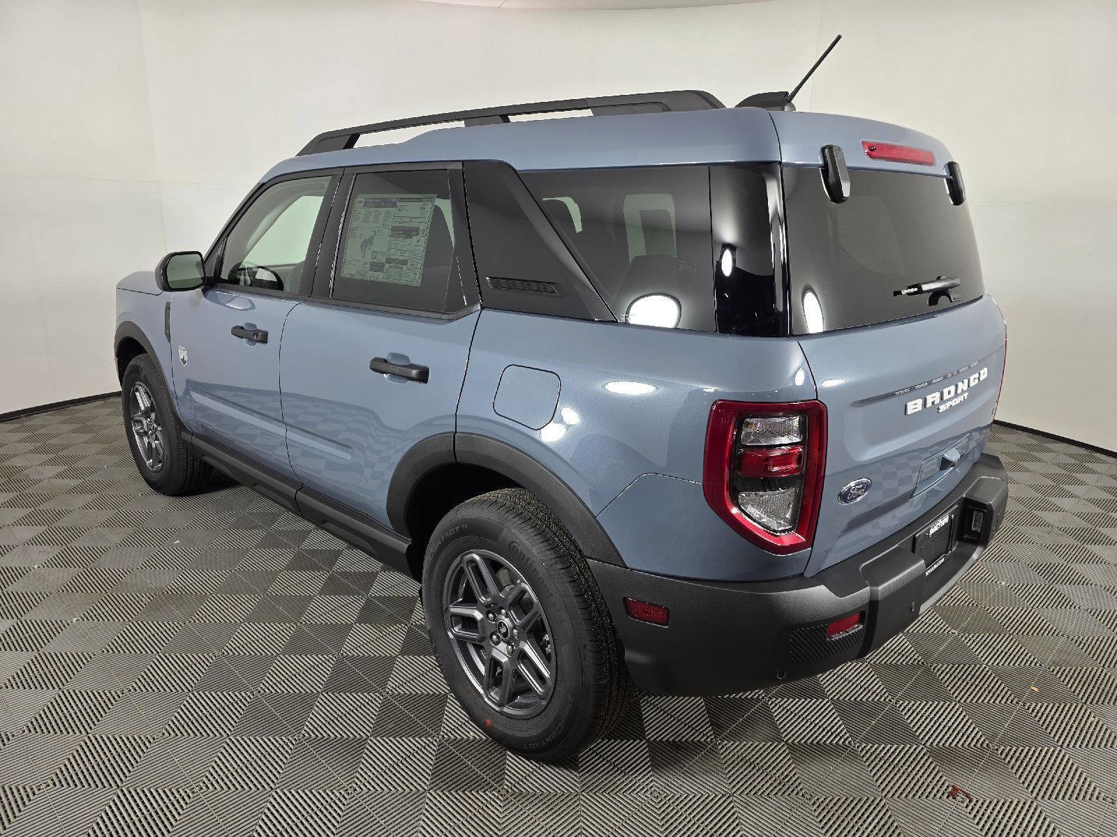 Used 2025 Ford Bronco Sport Big Bend w/ Convenience Package image 3