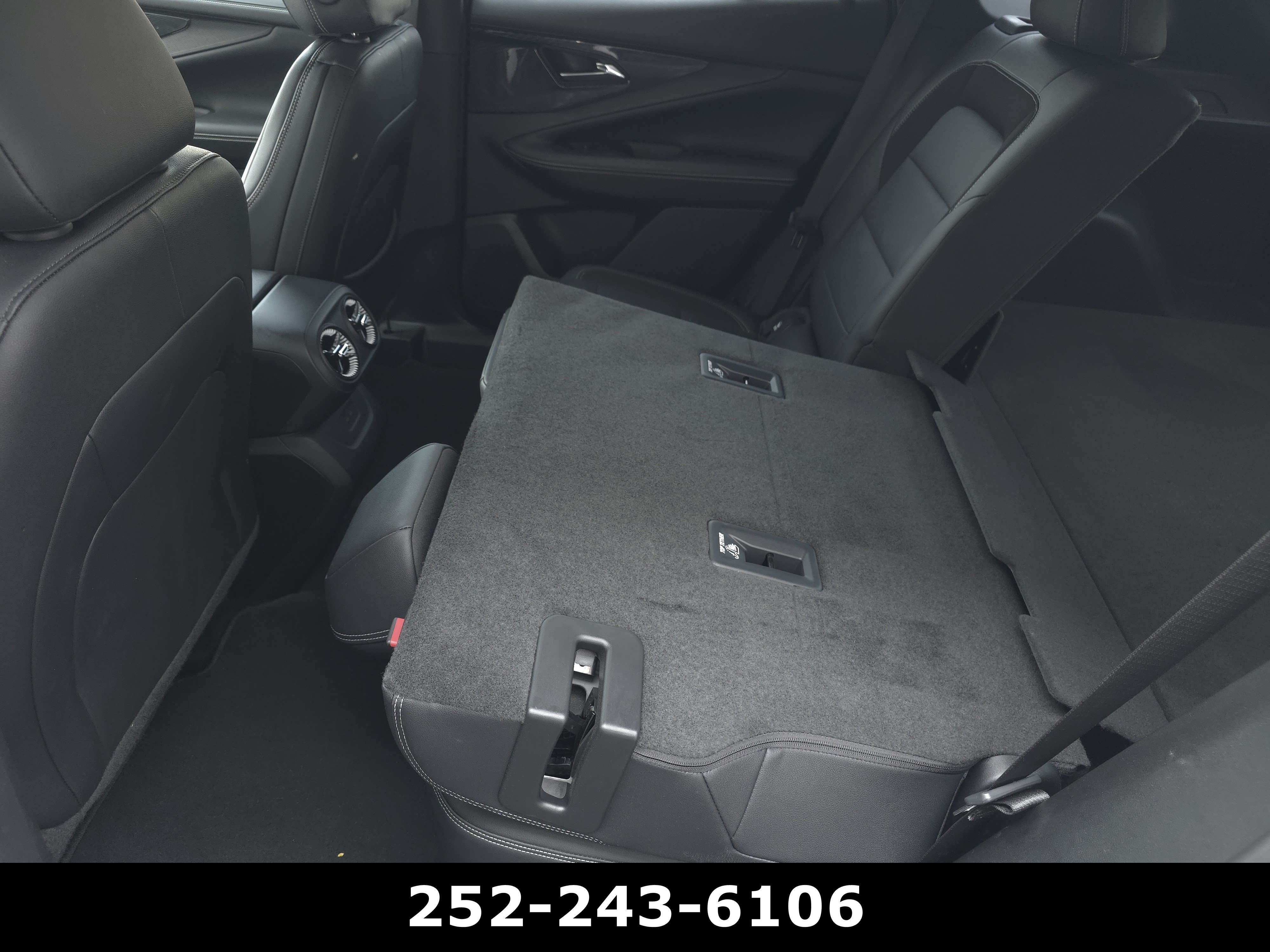 Used 2025 Chevrolet Blazer EV LT AWD/4WD image 32