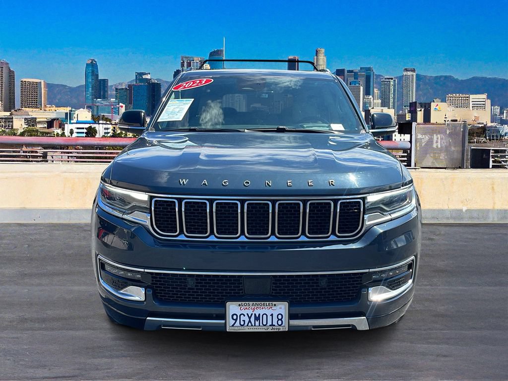 Used 2023 Jeep Wagoneer Series III w/ Premium Group I AWD/4WD image 9