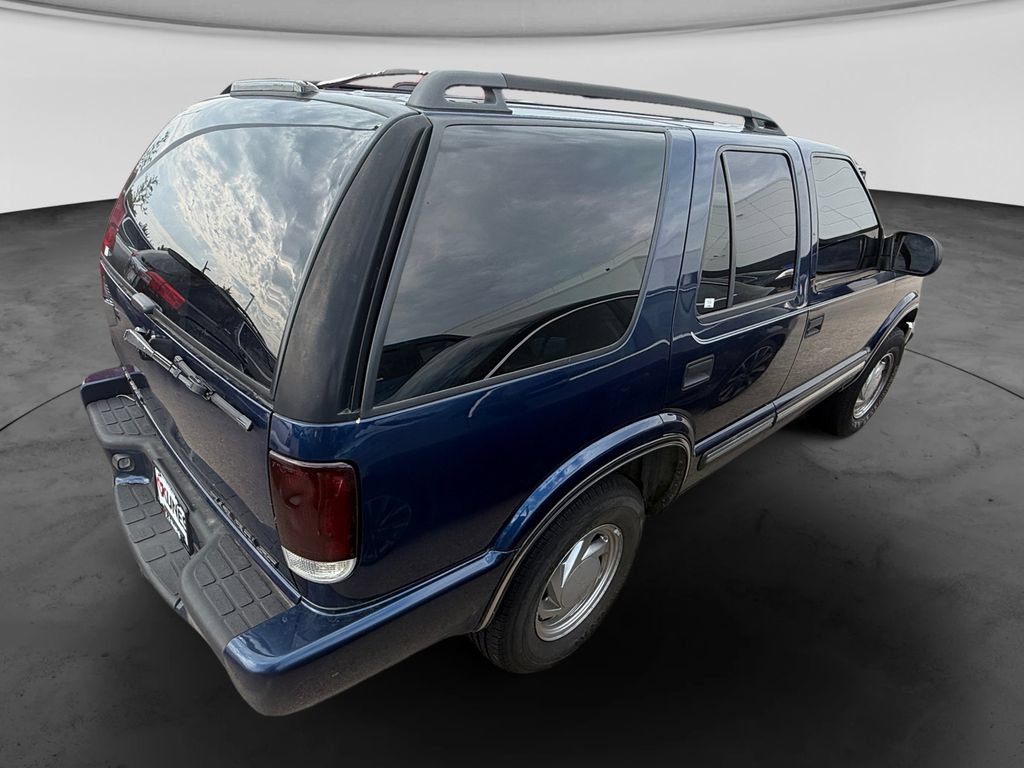 Used 2001 Chevrolet Blazer LT AWD/4WD image 10