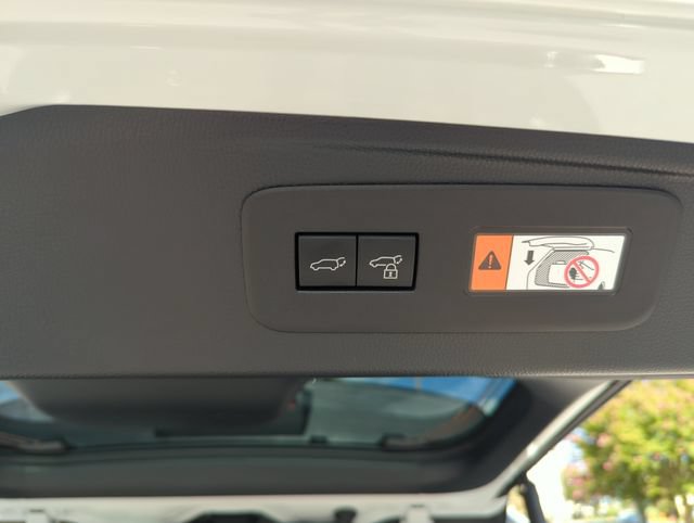 Used 2025 Toyota Land Cruiser AWD/4WD image 31