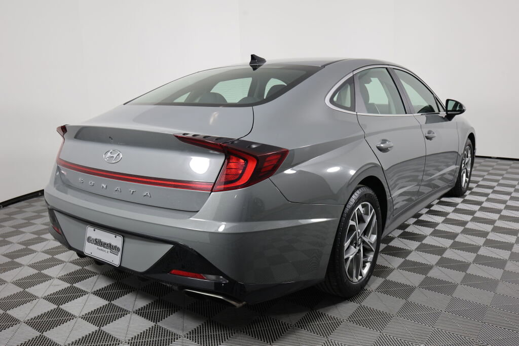 Used 2020 Hyundai Sonata SEL w/ Convenience Package image 2