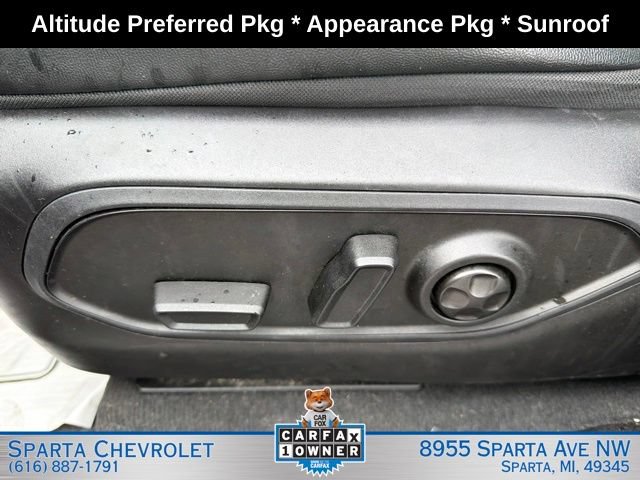 Used 2024 Jeep Grand Cherokee Altitude AWD/4WD image 17