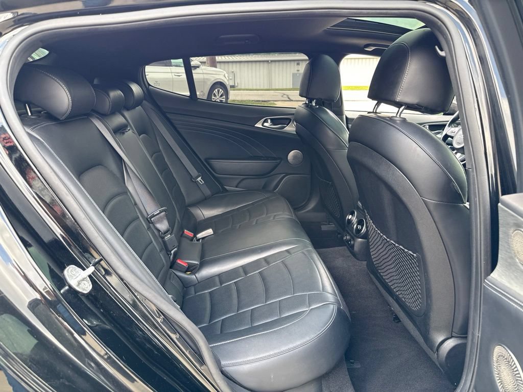 Used 2022 Kia Stinger GT2 RWD image 14