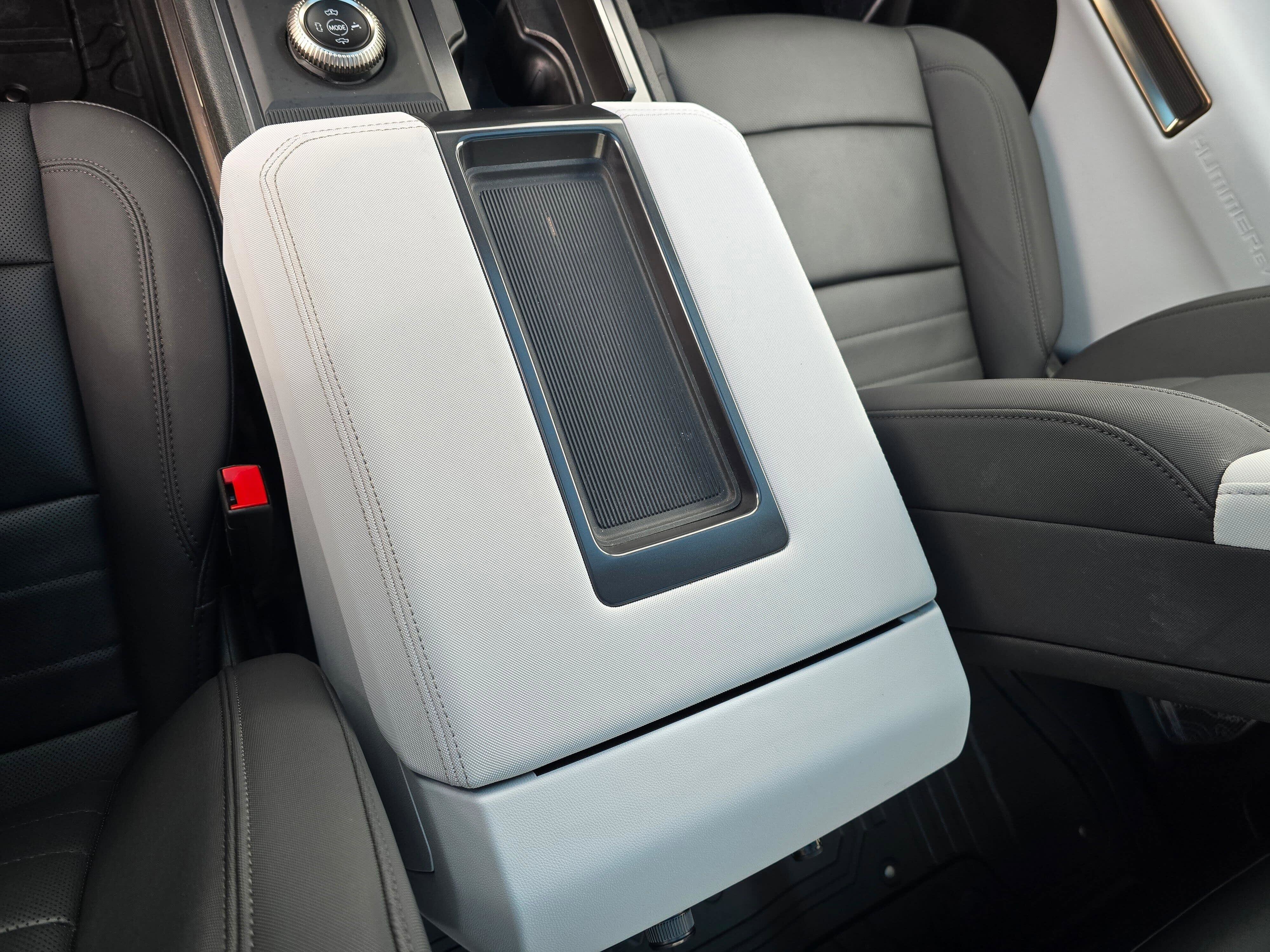 Used 2024 GMC Hummer EV 2X w/ Extreme Off-Road Package image 23